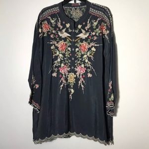 EUC Johnny Was Bird Japanese Floral Garden Popover Tunic Blouse Size Medium